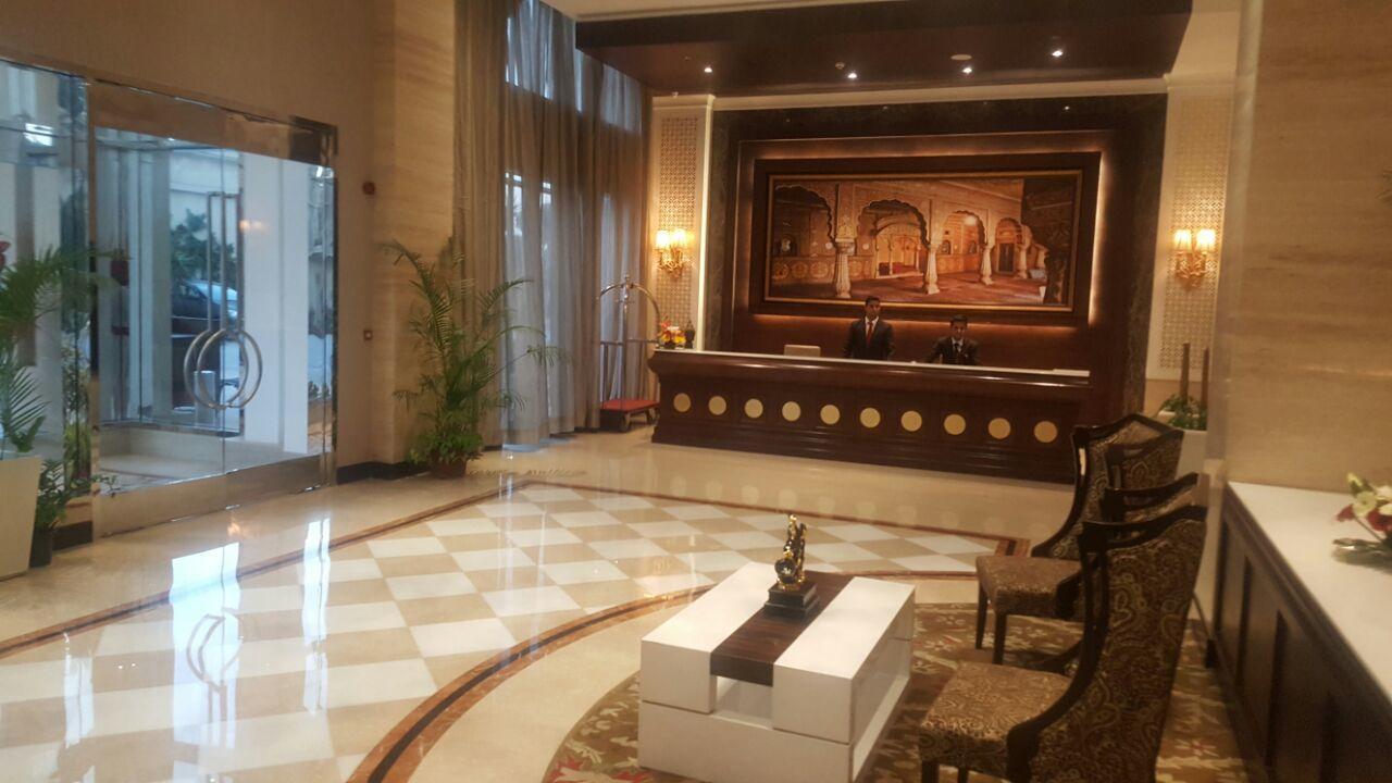 Golden Galaxy Hotels & Resorts Faridabad Exterior photo